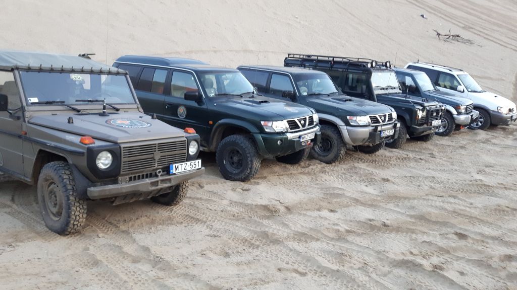 terepjáró_túra_autóink